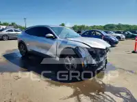 2021 Ford MUSTANG фото