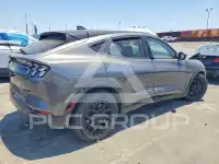 2021 Ford MUSTANG фото