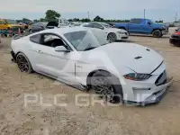 2021 Ford MUSTANG фото