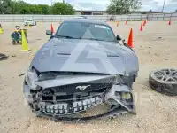 2021 Ford MUSTANG photo