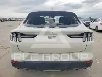 2021 Ford MUSTANG photo