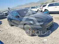 2021 Ford MUSTANG photo
