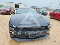 2021 Ford MUSTANG photo