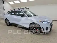 2021 Ford MUSTANG фото