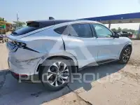 2021 Ford MUSTANG photo