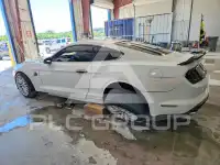 2021 Ford MUSTANG photo