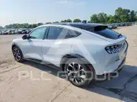 2021 Ford MUSTANG photo