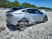 2021 Ford MUSTANG photo