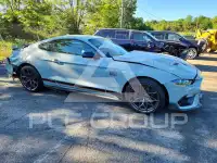 2021 Ford MUSTANG photo