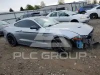 2021 Ford MUSTANG photo
