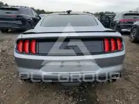 2021 Ford MUSTANG photo
