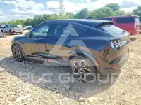 2021 Ford MUSTANG photo