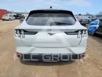 2021 Ford MUSTANG photo