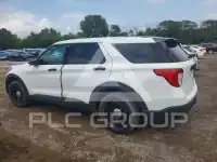 2021 Ford EXPLORER photo