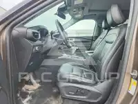 2021 Ford EXPLORER photo