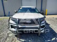 2021 Ford EXPLORER photo