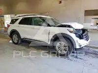 2021 Ford EXPLORER photo