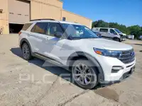 2021 Ford EXPLORER photo