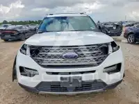 2021 Ford EXPLORER photo