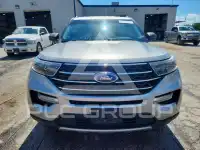 2021 Ford EXPLORER photo