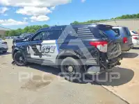 2021 Ford EXPLORER photo