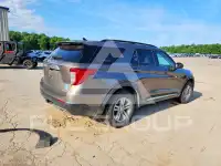 2021 Ford EXPLORER photo