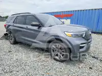 2021 Ford EXPLORER photo
