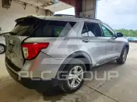 2021 Ford EXPLORER photo