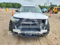 2021 Ford EXPLORER photo