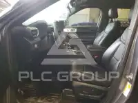 2021 Ford EXPLORER photo