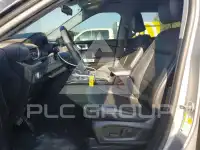 2021 Ford EXPLORER photo