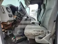 2021 Ford E-350 photo