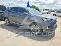 2021 Ford EDGE photo