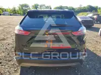 2021 Ford EDGE photo