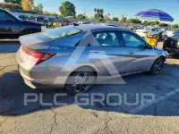 2021 Hyundai Elantra фото