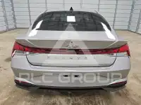2021 Hyundai Elantra фото