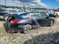 2021 Hyundai Elantra фото