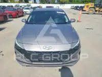 2021 Hyundai Elantra photo