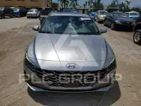 2021 Hyundai Elantra фото