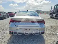 2021 Hyundai Elantra фото