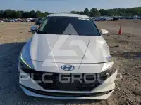 2021 Hyundai Elantra фото