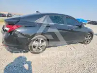 2021 Hyundai Elantra photo