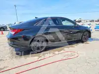 2021 Hyundai Elantra photo