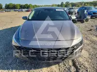 2021 Hyundai Elantra photo