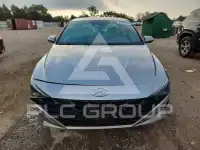 2021 Hyundai Elantra photo