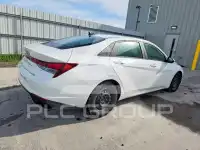 2021 Hyundai Elantra photo