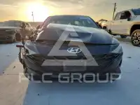 2021 Hyundai Elantra photo