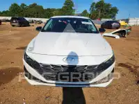 2021 Hyundai Elantra photo