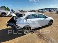 2021 Hyundai Elantra photo