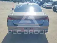 2021 Hyundai Elantra photo